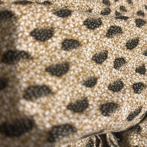 TREASURE & BOND PULL-ON RELAXED LINEN-BLEND SHORTS IN BEIGE KIMONO FOULARD - Picture 3 of 3